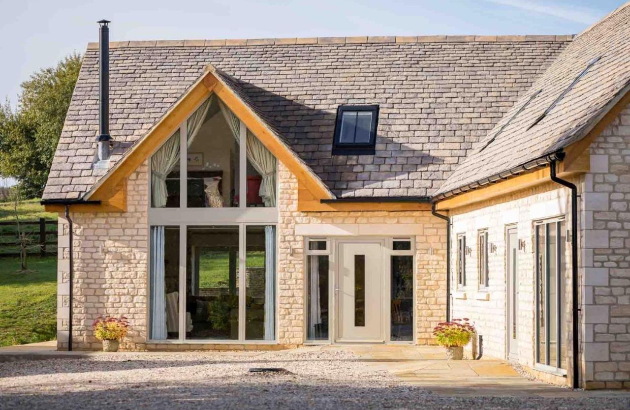 Flynn'S Barn Villa Aylworth Kültér fotó